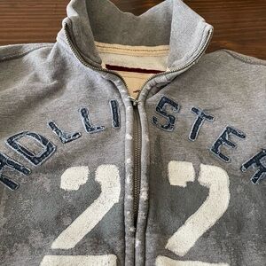 Vintage Hollister Men’s Heavy Zip Grey Destroyed Sweatshirt Small